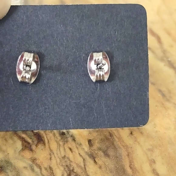 3/$20 Solid GREEN Earrings Silver Studs Tiny Round Earrings Circle Kids Girls - Picture 4 of 10